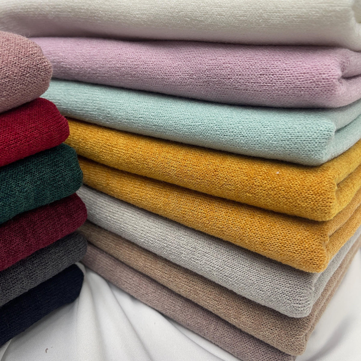 Sweater Knit Fabric, 96% Polyester 4 Spandex, 60-Inch Wide